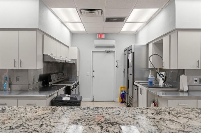 9025 40TH WAY N, Pinellas Park, FL 33782