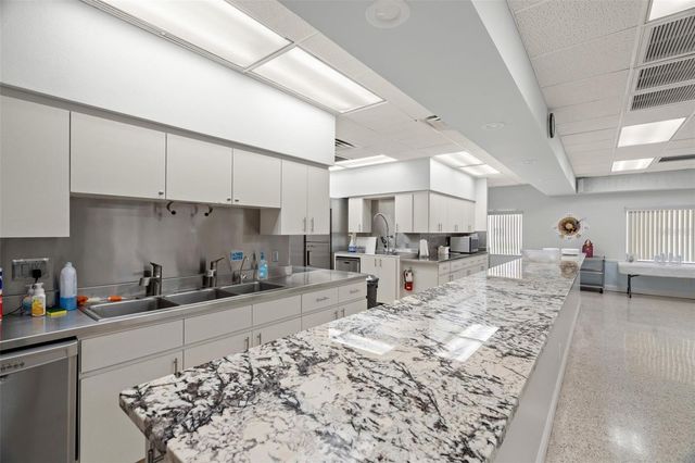 9025 40TH WAY N, Pinellas Park, FL 33782