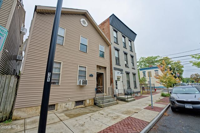 338 4th Street, Troy, NY 12180