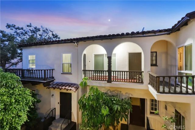4171 Garthwaite Avenue, Los Angeles, CA 90008
