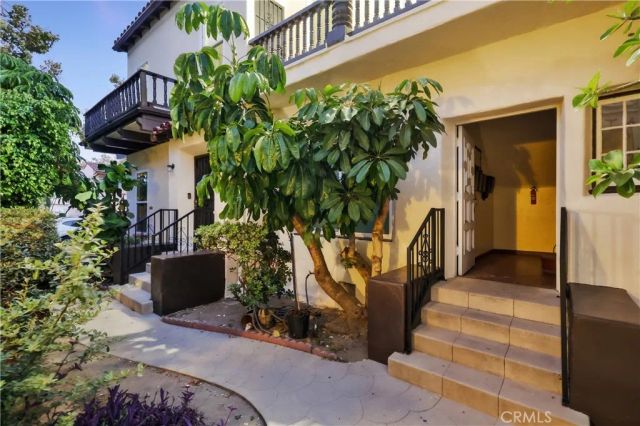 4171 Garthwaite Avenue, Los Angeles, CA 90008