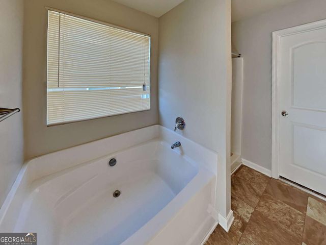 7585 Volion Parkway, Fairburn, GA 30213