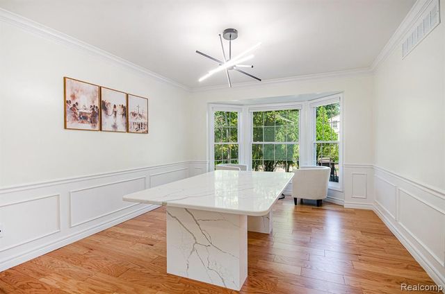 1609 Kilburn Road, Rochester Hills, MI 48306