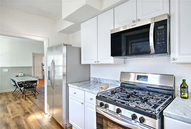 68 Division Street 1, Lincoln, RI 02838