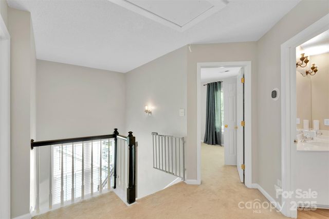 2518 Pimpernel Road, Charlotte, NC 28213