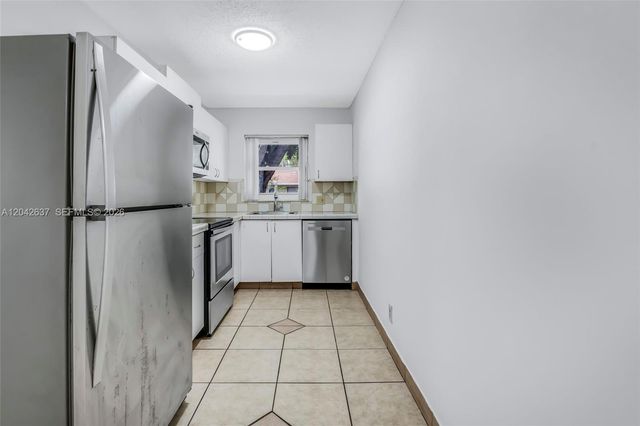 5020 Sanctuary Way C, West Palm Beach, FL 33417