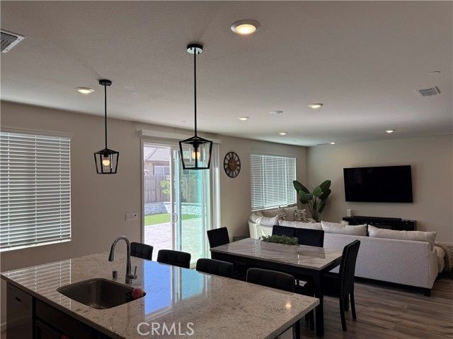 855 Helmsley, Vacaville, CA 95687