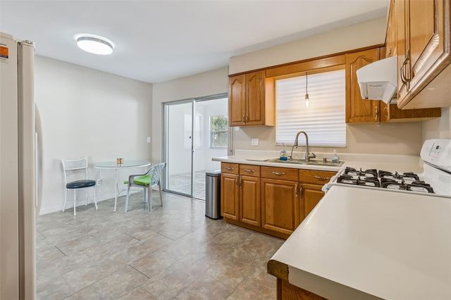 2577 GRANADA CIRCLE W, St Petersburg, FL 33712