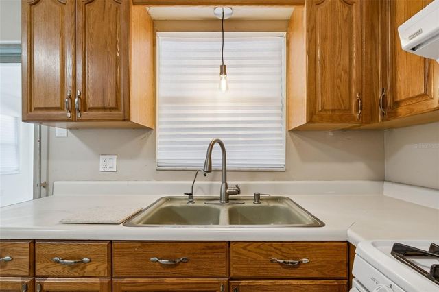 2577 GRANADA CIRCLE W, St Petersburg, FL 33712