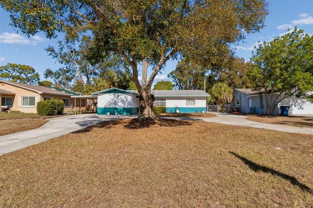 2577 GRANADA CIRCLE W, St Petersburg, FL 33712