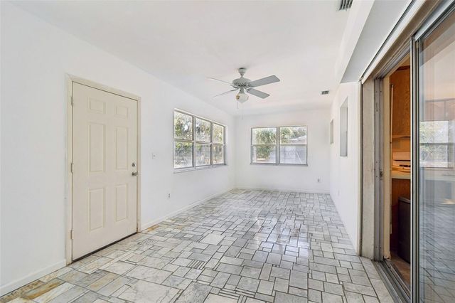 2577 GRANADA CIRCLE W, St Petersburg, FL 33712