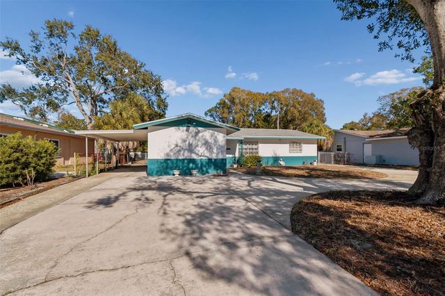 2577 GRANADA CIRCLE W, St Petersburg, FL 33712