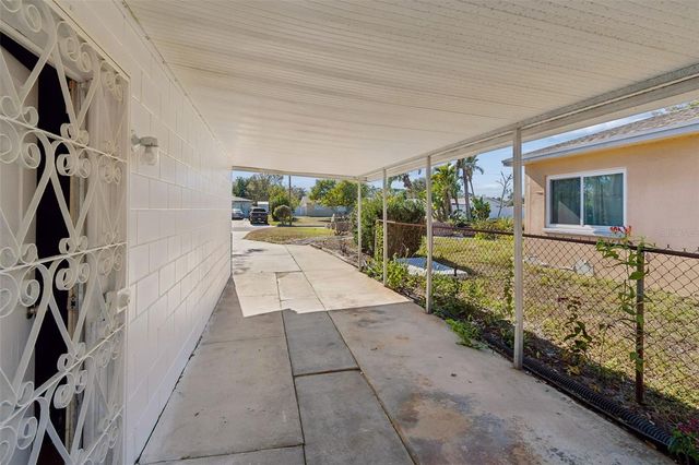 2577 GRANADA CIRCLE W, St Petersburg, FL 33712