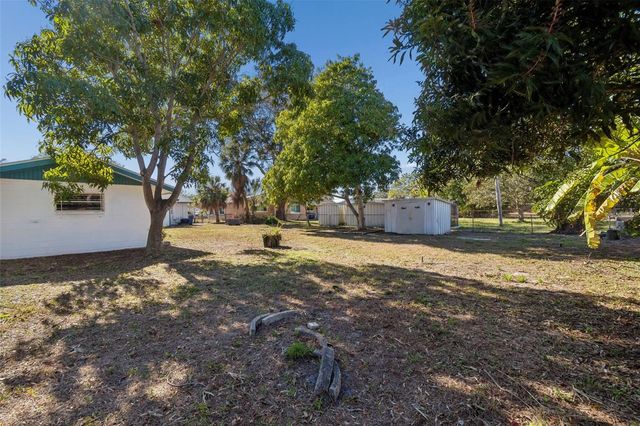 2577 GRANADA CIRCLE W, St Petersburg, FL 33712