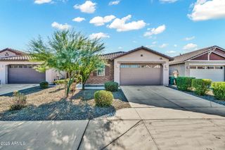 12451 W Kaler Drive, Glendale, AZ 85307