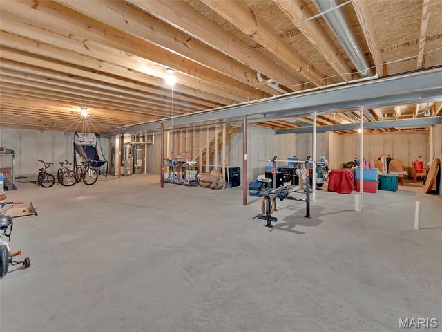 539 Crystal Stream Drive, Wentzville, MO 63385