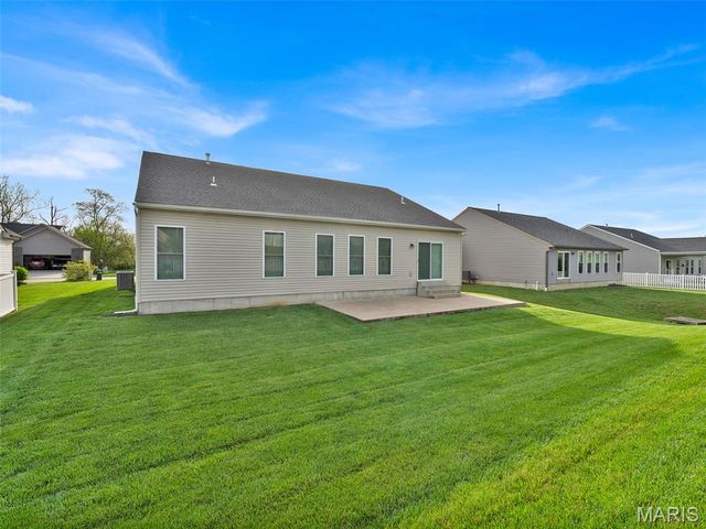 539 Crystal Stream Drive, Wentzville, MO 63385