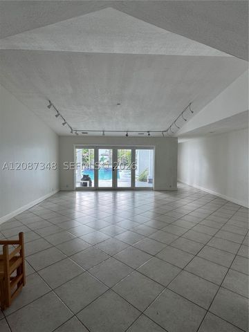 7790 SW 91st Ave, Miami, FL 33173