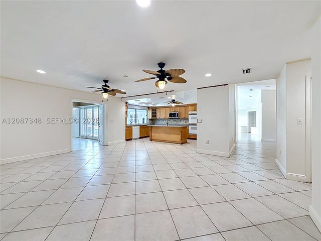 7790 SW 91st Ave, Miami, FL 33173