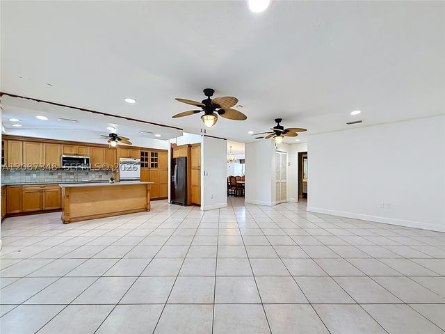 7790 SW 91st Ave, Miami, FL 33173