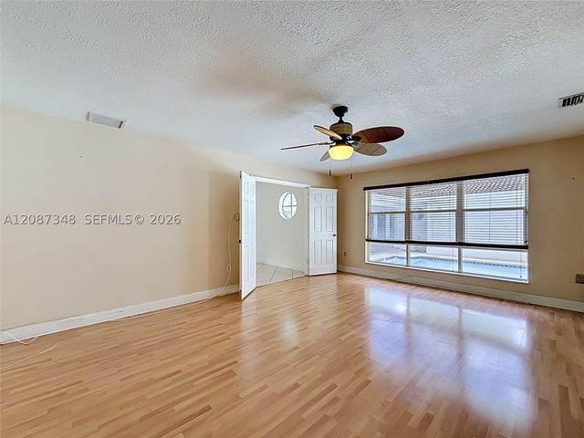 7790 SW 91st Ave, Miami, FL 33173