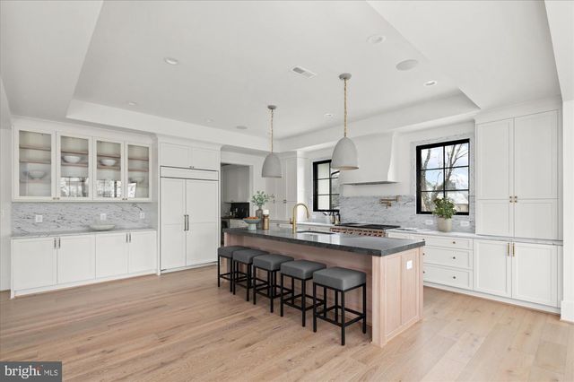 2231 N TUCKAHOE ST, Falls Church, VA 22043