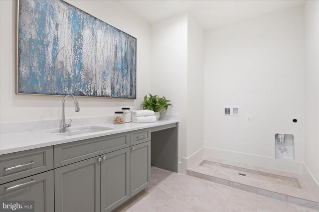 2231 N TUCKAHOE ST, Falls Church, VA 22043