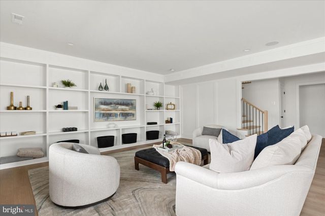 2231 N TUCKAHOE ST, Falls Church, VA 22043