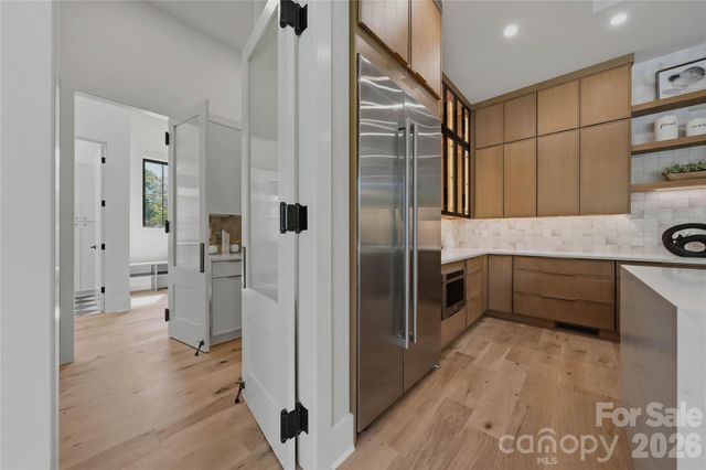 20200 Rainbow Circle, Cornelius, NC 28031
