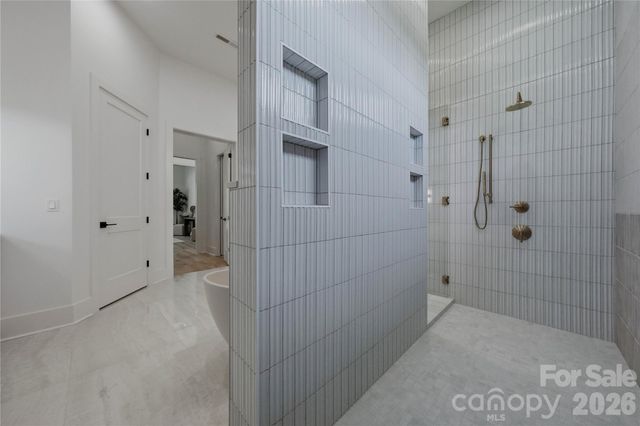 20200 Rainbow Circle, Cornelius, NC 28031