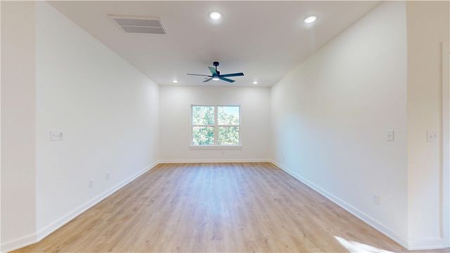 37 Roxburgh Drive, Bella Vista, AR 72715