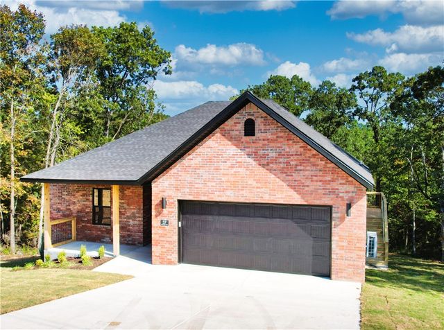 37 Roxburgh Drive, Bella Vista, AR 72715