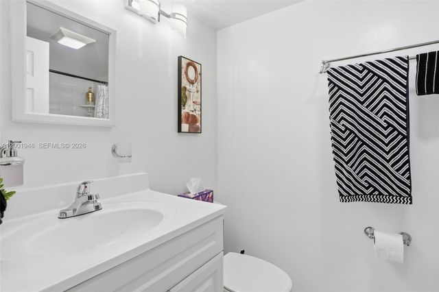 2225 SW 15th Street 223, Deerfield Beach, FL 33442