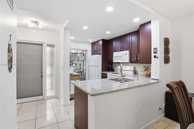 2225 SW 15th Street 223, Deerfield Beach, FL 33442