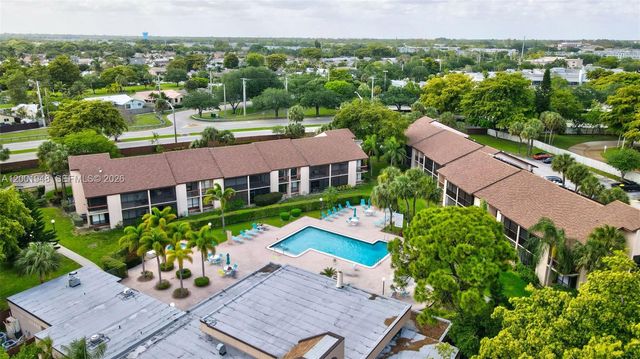 2225 SW 15th Street 223, Deerfield Beach, FL 33442