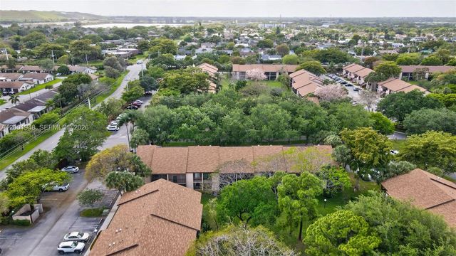 2225 SW 15th Street 223, Deerfield Beach, FL 33442
