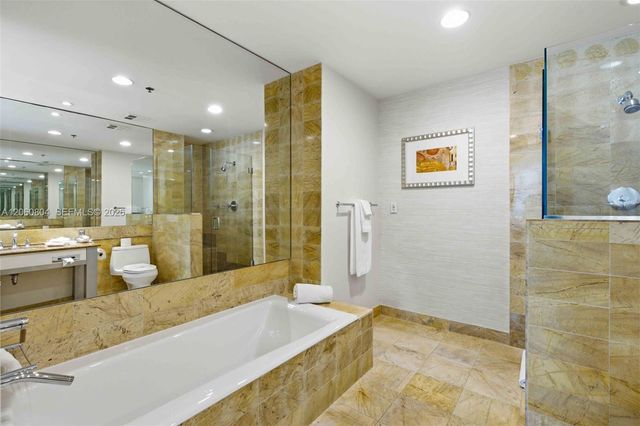 1395 Brickell Avenue 2902, Miami, FL 33131