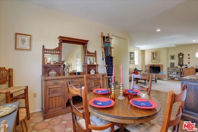 936 N Nopal Street, Santa Barbara, CA 93103