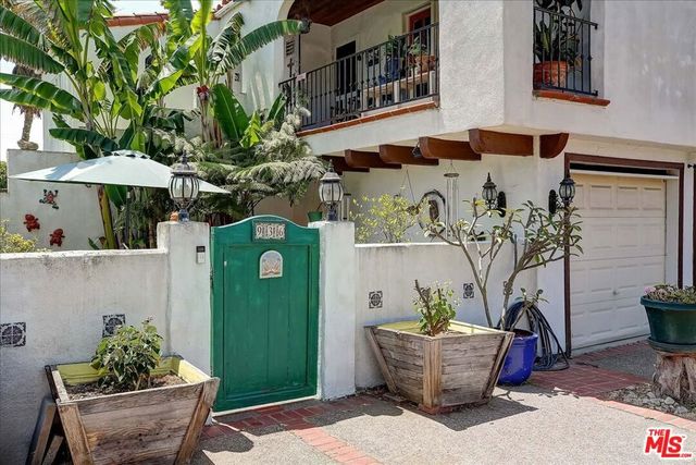 936 N Nopal Street, Santa Barbara, CA 93103