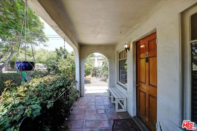 936 N Nopal Street, Santa Barbara, CA 93103