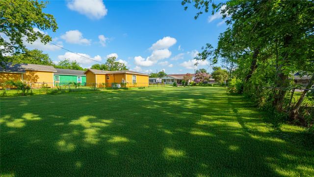 10410 Munn Street, Houston, TX 77029