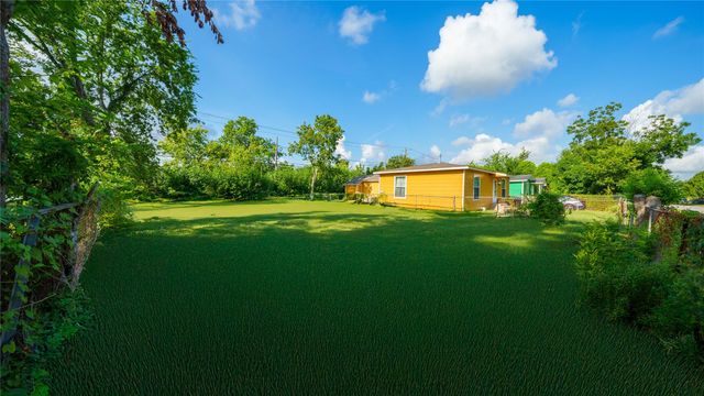 10410 Munn Street, Houston, TX 77029