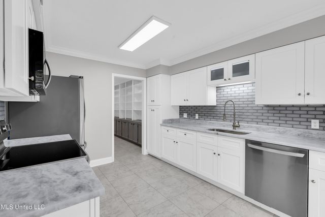 26 Independence Drive, Gulfport, MS 39507