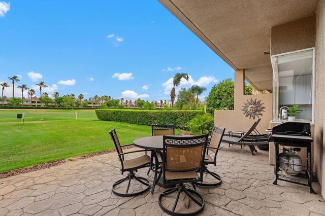 20 Pebble Beach Drive, Rancho Mirage, CA 92270