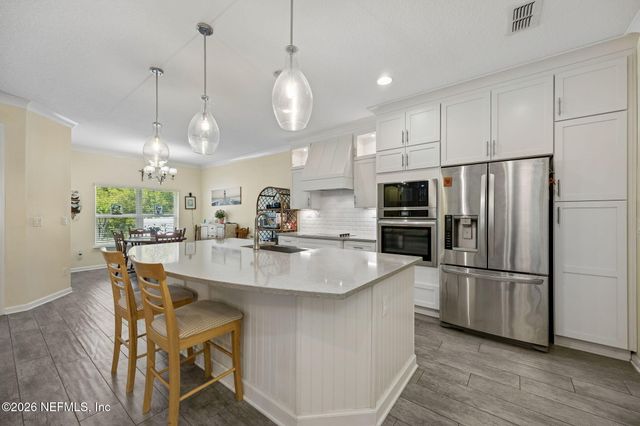 96017 BREEZEWAY Court, Yulee, FL 32097
