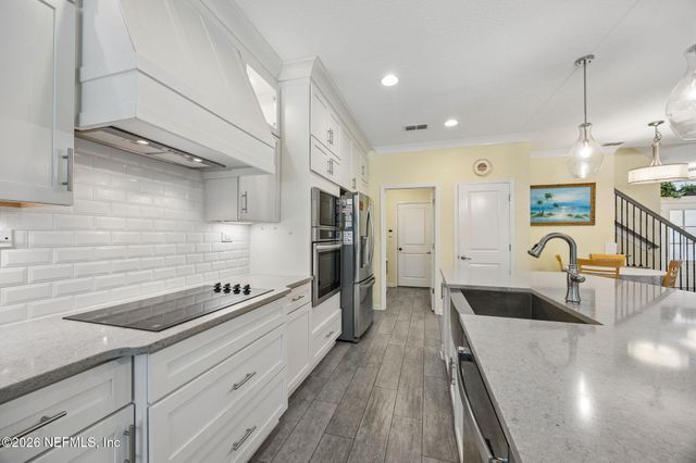 96017 BREEZEWAY Court, Yulee, FL 32097