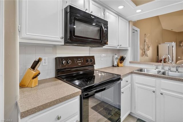 13046 Amberley CT # 611, Bonita Springs, FL 34135