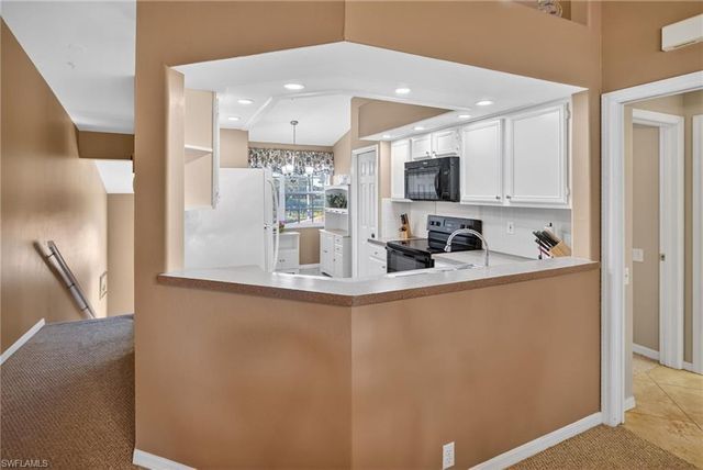 13046 Amberley CT # 611, Bonita Springs, FL 34135