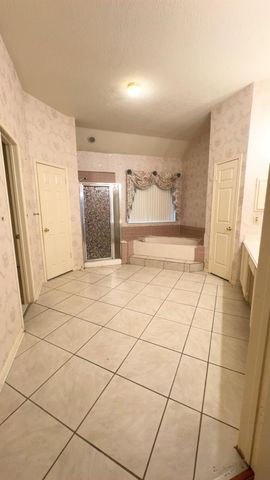 14731 Ridgechase Lane, Houston, TX 77014