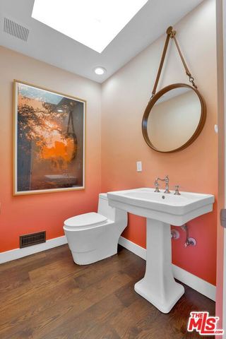 8450 Carlton Way, Los Angeles, CA 90069